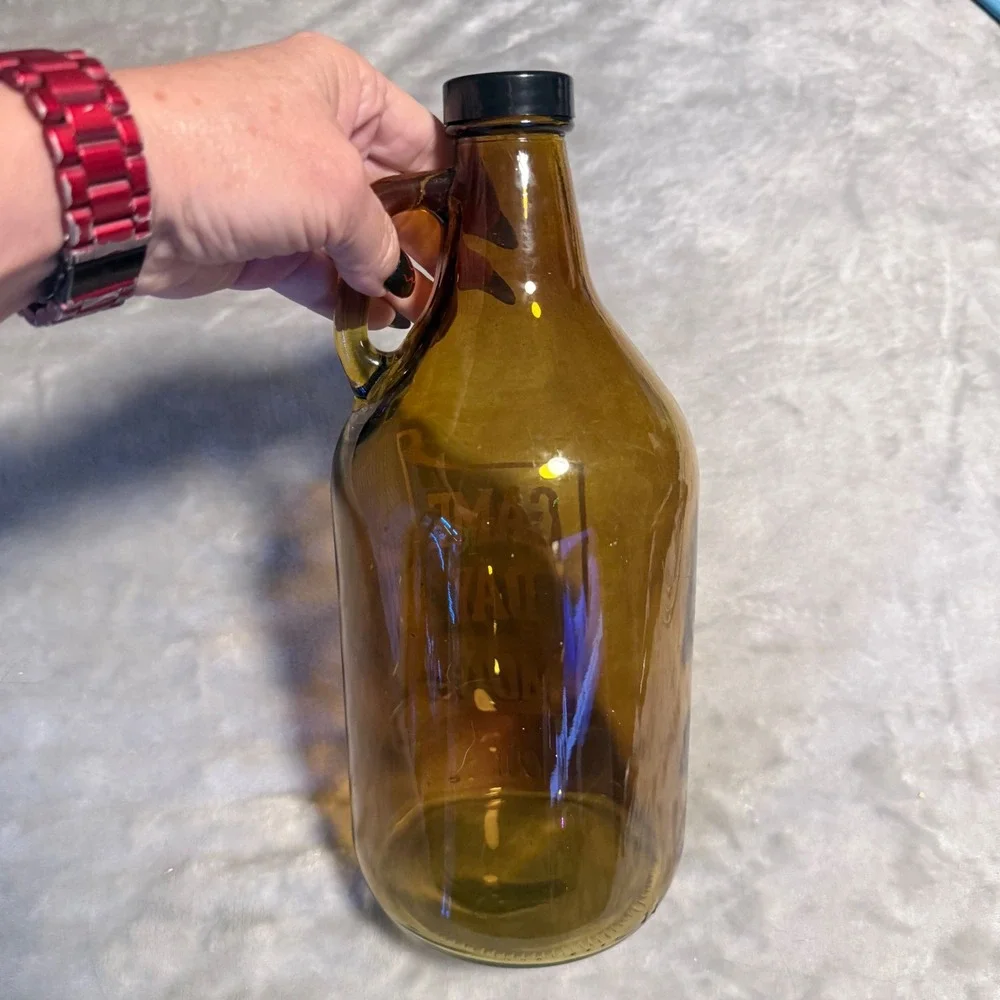 Game Day Mode 64 oz Amber Glass Growler Beer Jug w/ Screw Cap Tailgate Decor